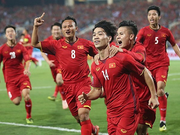 Đội tuyển Việt Nam có đủ sức nghênh chiến Malaysia trong bão V-League?