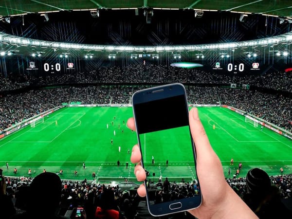 Cá cược bóng đá online được hiểu là một trò cá cược thông qua các trận đấu bóng đá
