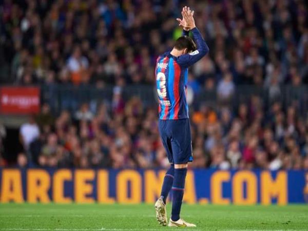 Tin Barca 7/11: Lewandowski đá hỏng 11m, Barca có được 3 điểm