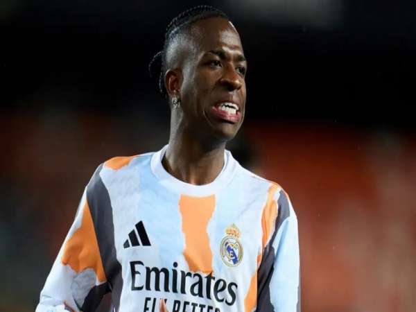 Chuyển nhượng BĐ: Vinicius Jr cân nhắc đề nghị 1 tỷ Euro