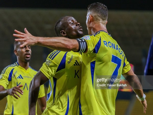 Al Nassr tiếp tục cuộc đua vô địch