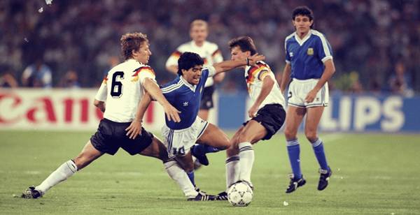 Đức 1-0 Argentina tại World Cup 1990 Đức 1-0 Argentina tại World Cup 1990