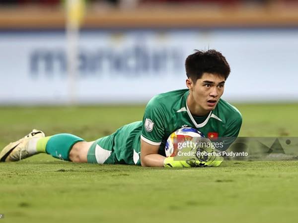 Quy định đối với thủ môn về lỗi dùng tay