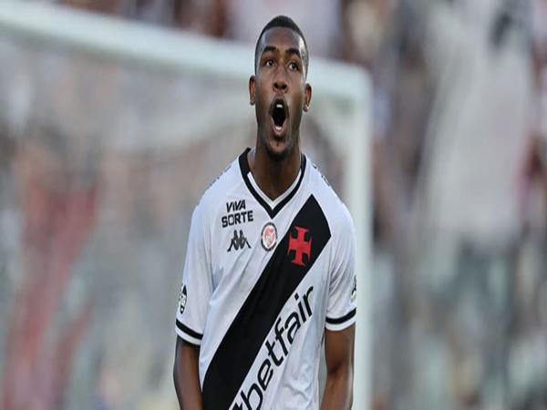 Mức phí chuyển nhượng và tiềm năng phát triển