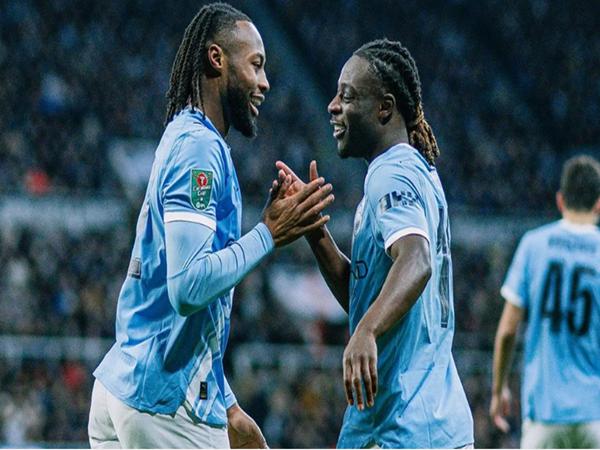 Khủng hoảng nhân sự buộc Man City tiếp tục dùng Haaland