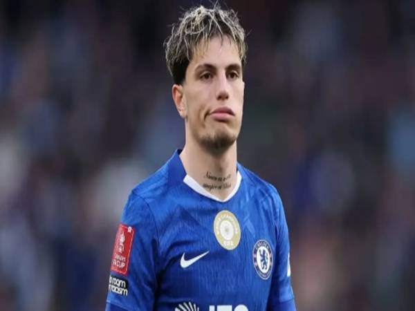 Cánh cửa trở lại Old Trafford khép lại